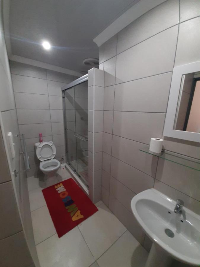 Lux Rooms On 37 Bloemfontein Exterior photo
