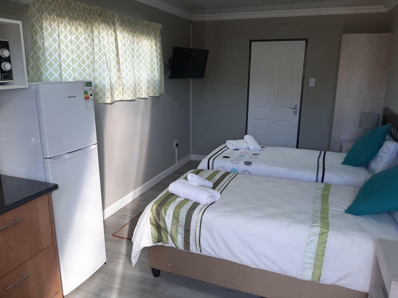 Lux Rooms On 37 Bloemfontein Exterior photo
