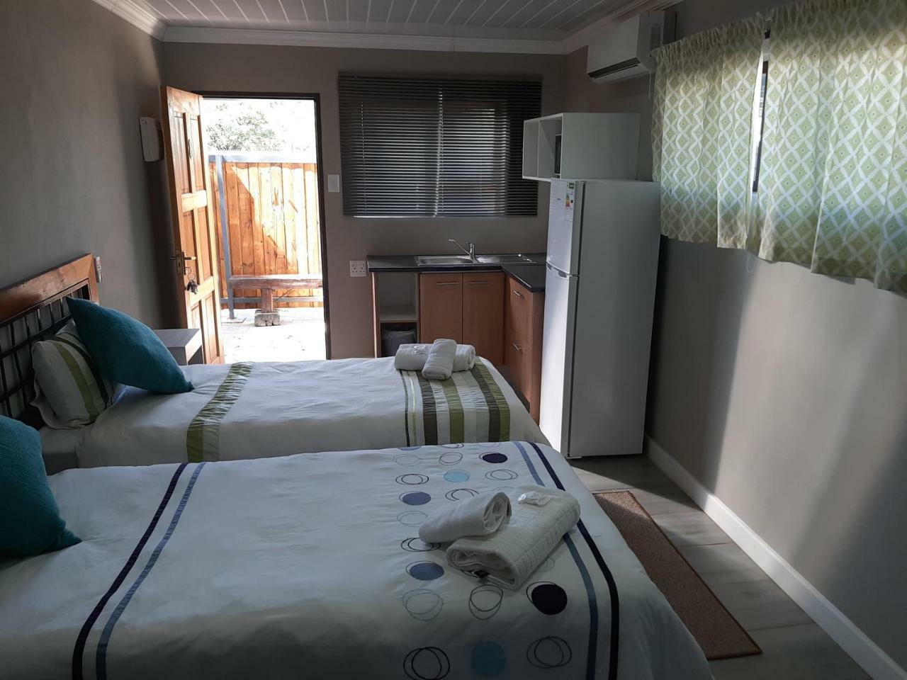 Lux Rooms On 37 Bloemfontein Exterior photo