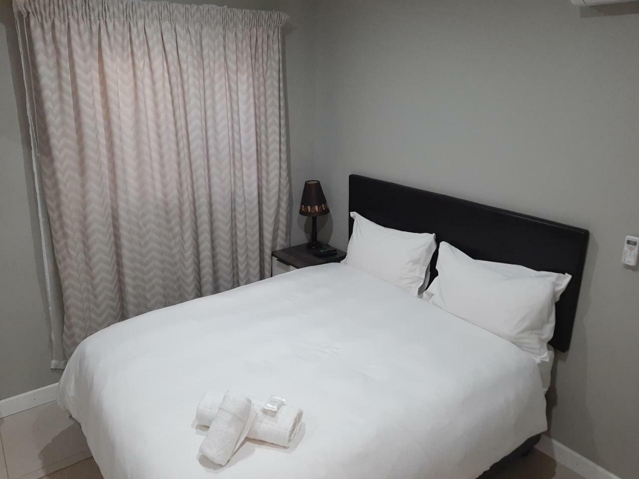 Lux Rooms On 37 Bloemfontein Exterior photo